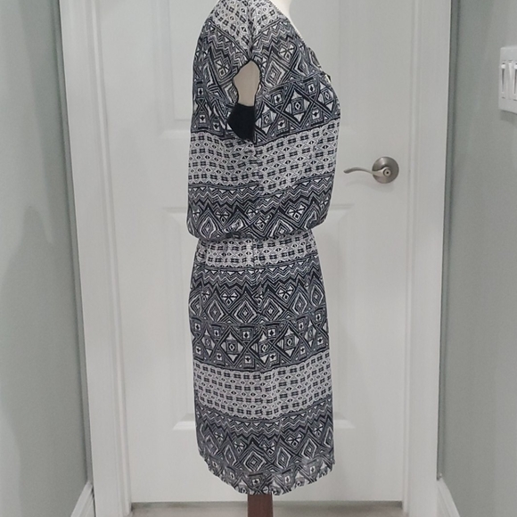 Brand New Women's Dress Size Small - Picture 3 of 5